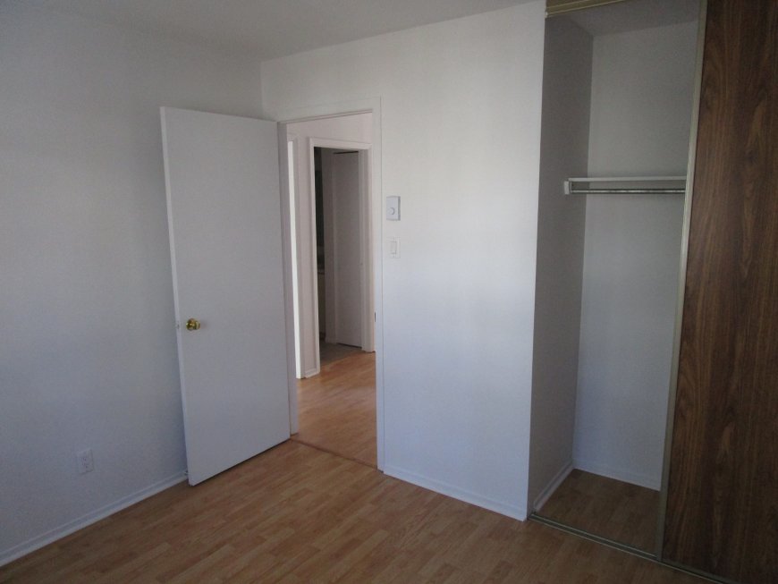 Bureau En Gros Gatineau Du Plateau : Immeubles desmarais rental housing gatineau ottawa