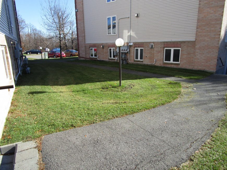 206-232 boul. de La V�rendrye Est