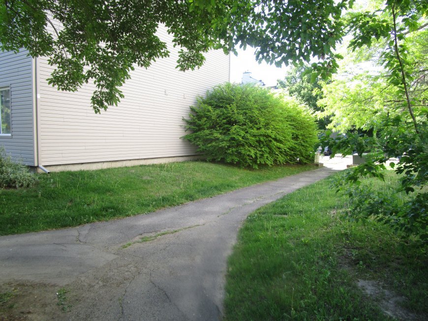 409 et 411 boul. St-Raymond (Ch�teaux de la Montagne)