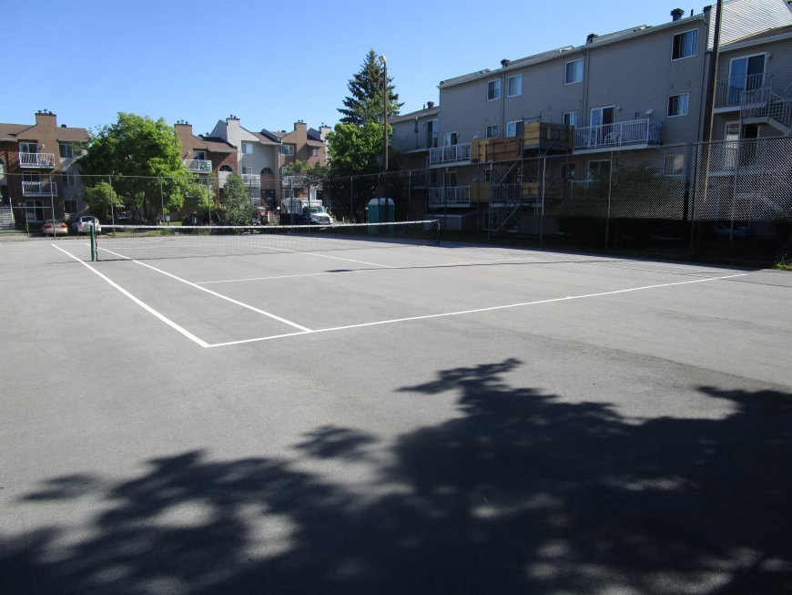 409 et 411 boul. St-Raymond (Ch�teaux de la Montagne)