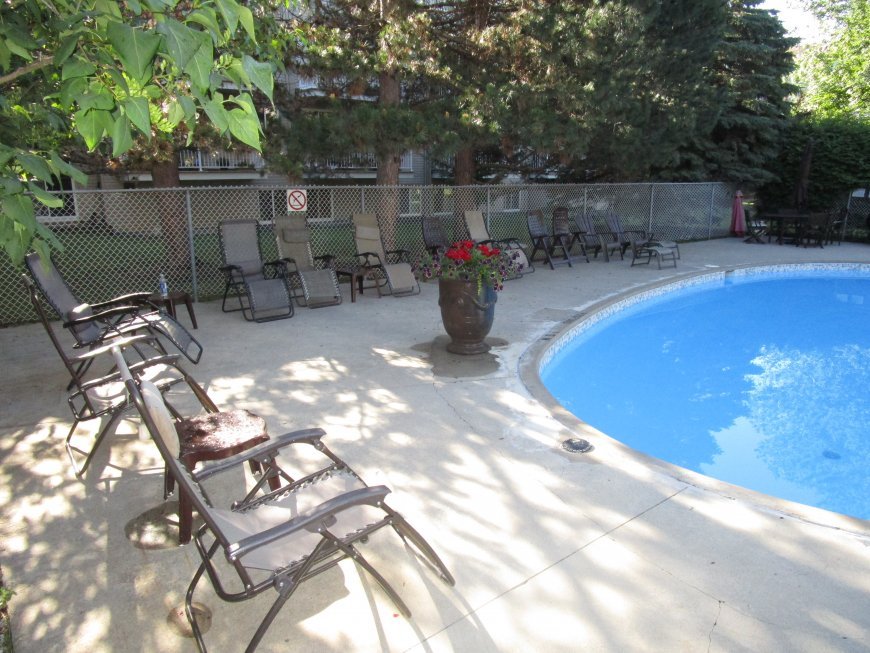 409 et 411 boul. St-Raymond (Ch�teaux de la Montagne)